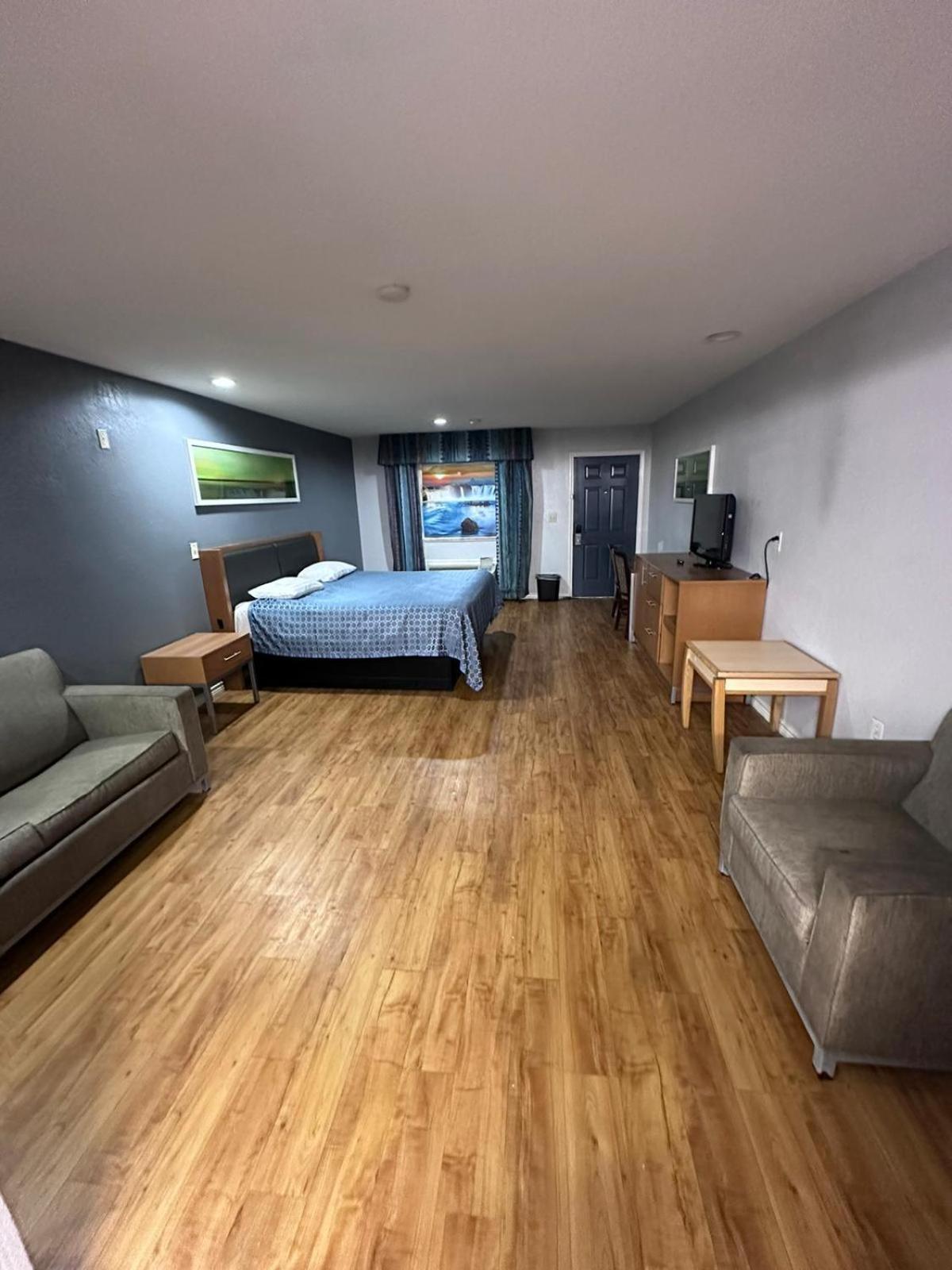 Mustang Inn And Suites ซานอันโตนิโอ ภายนอก รูปภาพ